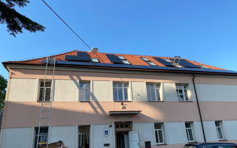 Fotovoltaická elektrárna pro obec Chotýšany